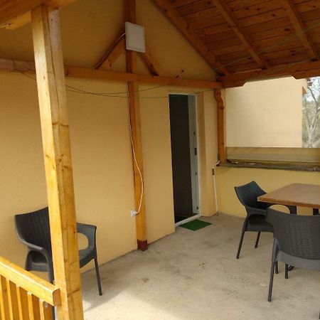 Family House Near Motorway 6 Guests 3 Bedrooms Veles Bagian luar foto