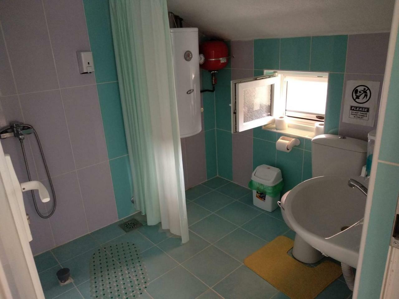 Family House Near Motorway 6 Guests 3 Bedrooms Veles Bagian luar foto