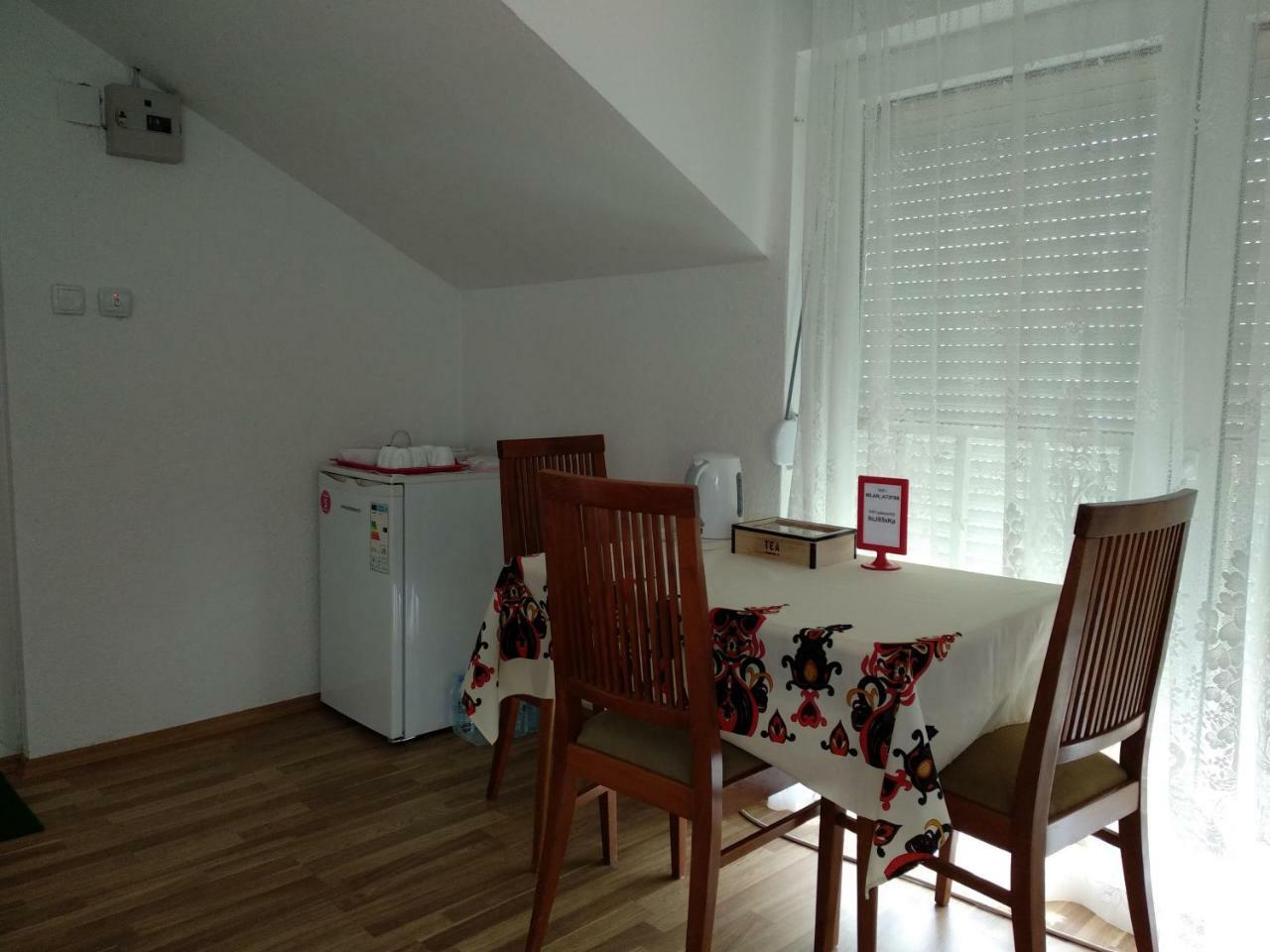 Family House Near Motorway 6 Guests 3 Bedrooms Veles Bagian luar foto